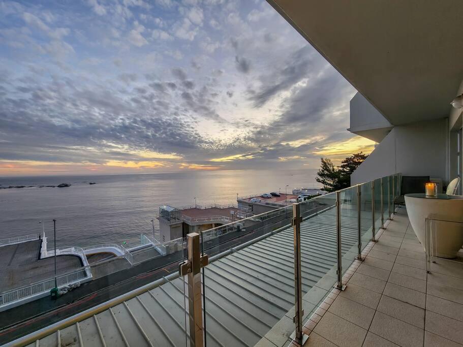 Cozy And Stylish With Exceptional Views! * Cape Town